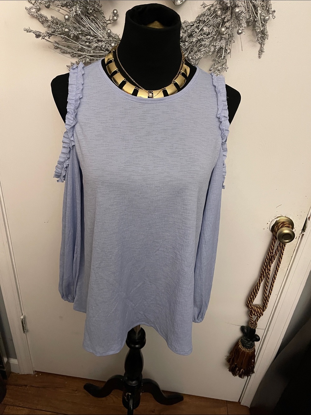 LC Lauren Conrad Light Blue Cold-Shoulder Ruffle Sleeve Tunic